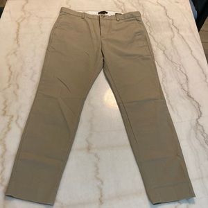 Men’s H&M 34x30 Beige Chino Pants Skinny Fit